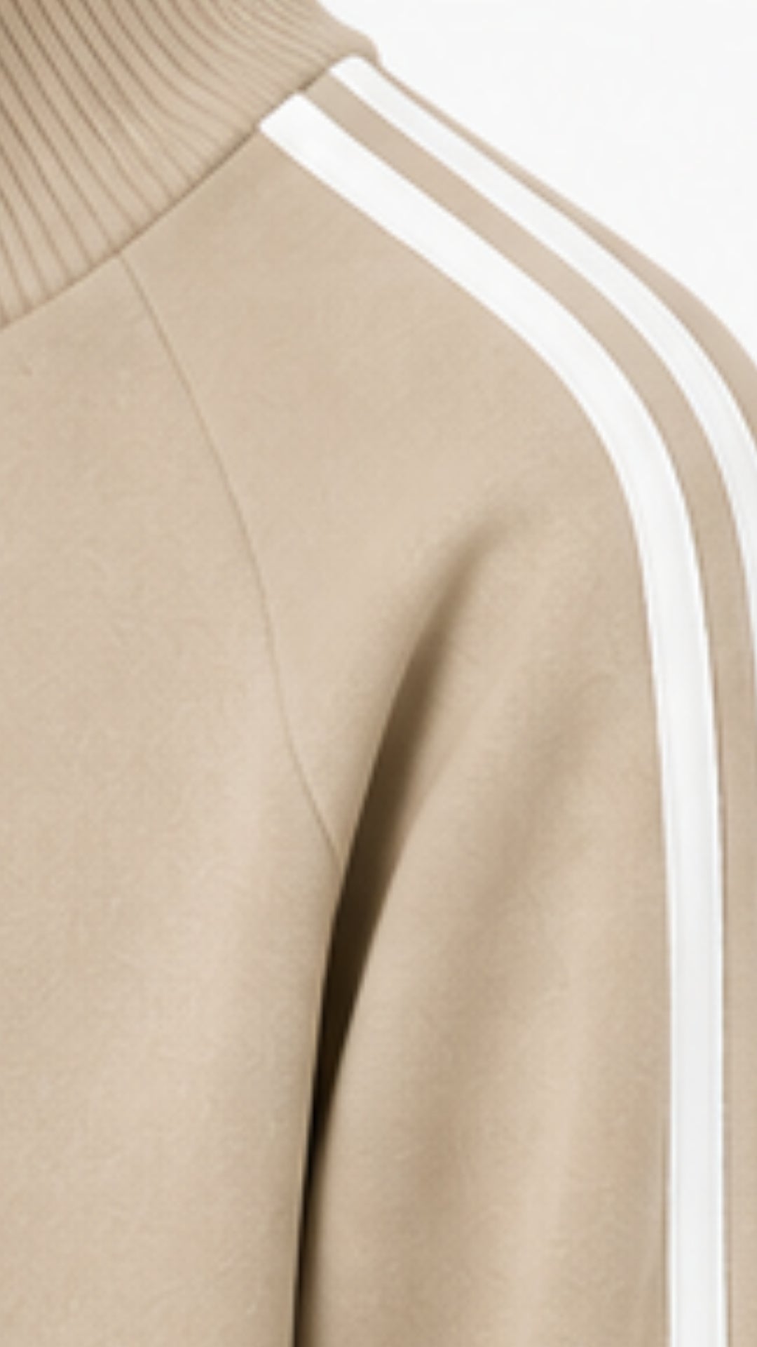 TOKYO Контрастен комплект от трикотаж – Бежов
